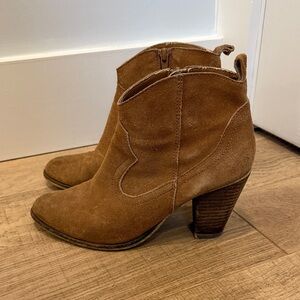 Steve Madden Plover Brown Suede Ankle Boots